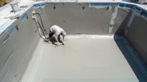 Read more about the article The Cost of Hiring a Pool Plastering Austin
