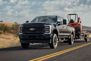 Read more about the article Texas Truck Barn Releases Essential Commercial Fleet Selection Criteria for North Texas Businesses