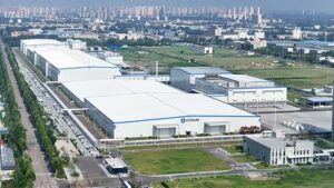 Read more about the article World’s First Long-Duration Energy Storage Integrated Industrial Park Commences Production Rollout: Shandong HiTHIUM Ushers in New Phase of Scalable Delivery