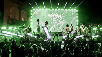 You are currently viewing Hard Rock Hotel Malta Celebrates Star-Studded Grand Opening in St. George’s Bay