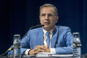 Read more about the article Sacituzumab Govitecan Plus Pembrolizumab Does Not Meet Primary Endpoints in First-Line PD-L1-High Metastatic NSCLC