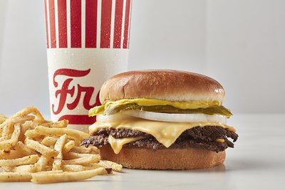 You are currently viewing Freddy’s® Announces First Southeast Asia Development Agreement with Five-Unit Deal in the Philippines